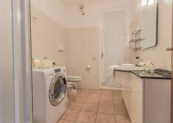 Il Tramonto Sul * Varenna